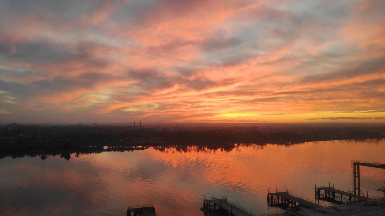 Nile Pyramidal View Apartment 开罗 外观 照片